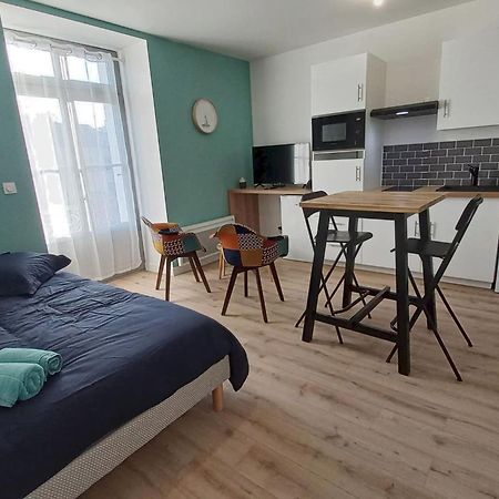 Segre Centre ✰ Studio ✰ 24M² ✰ Cuisne ✰ Wifi ✰ Tout Neuf! Exterior foto