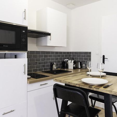 Segre Centre ✰ Studio ✰ 24M² ✰ Cuisne ✰ Wifi ✰ Tout Neuf! Exterior foto